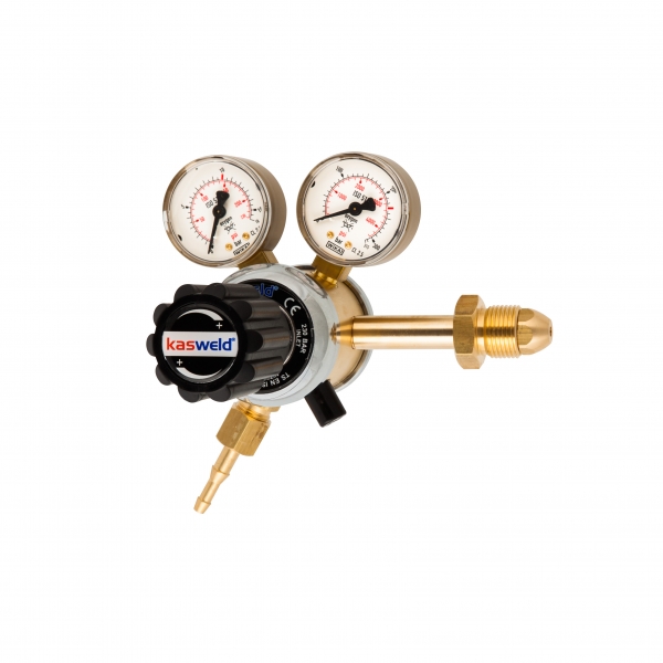 DOUBLE STAGE PRESSURE REGULATOR